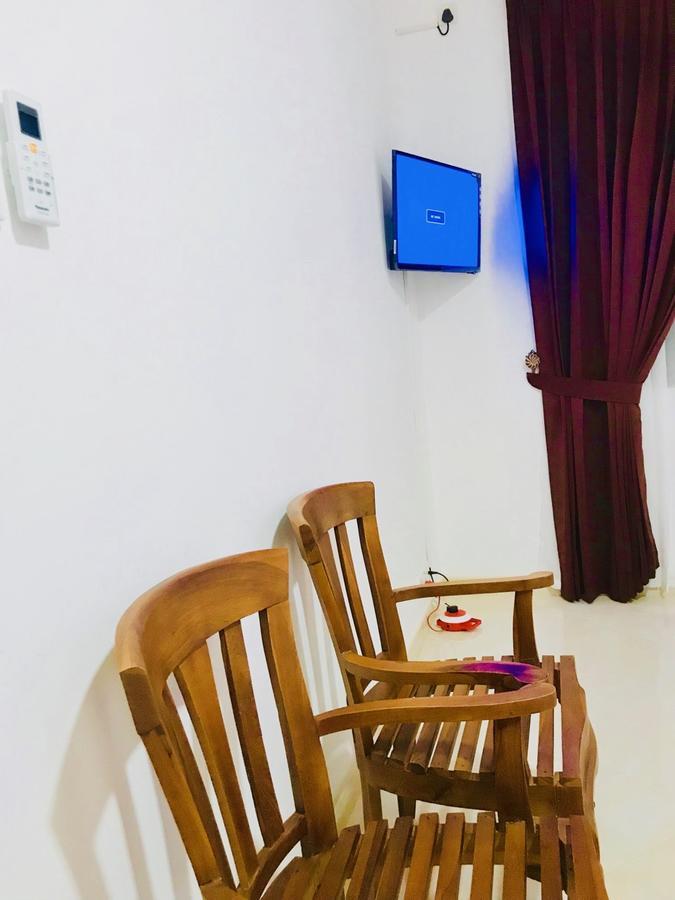 Ceylon Pearlwing Resort Negombo Exteriör bild