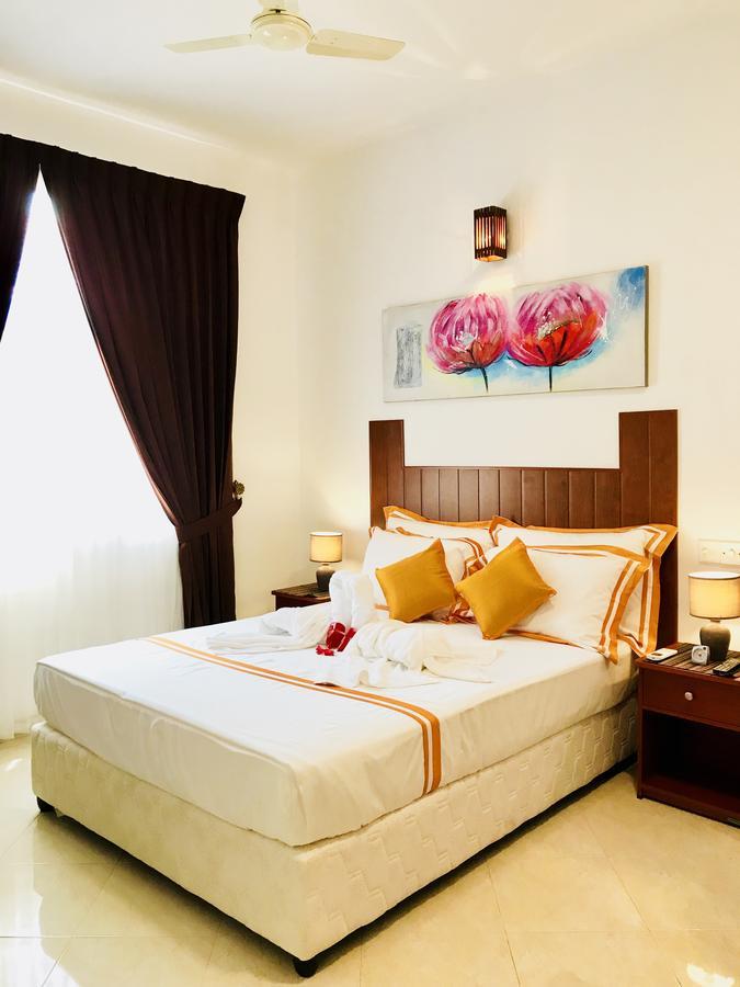 Ceylon Pearlwing Resort Negombo Exteriör bild
